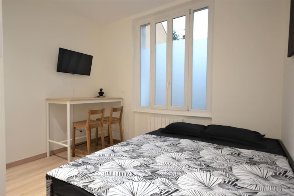 Studio En Residence Privee A Βιλερμπάν Εξωτερικό φωτογραφία